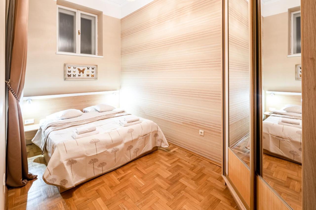 3 Bedrooms Royal Italian Style In An Austrian Building, Parking, Balcony Львів Екстер'єр фото
